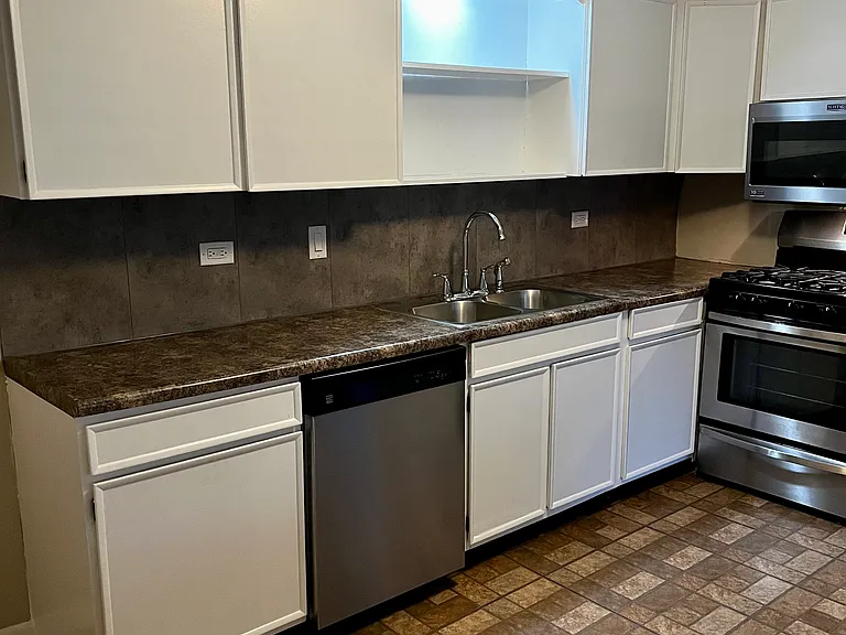 4401 Prescott Ave #1B — Photo 3