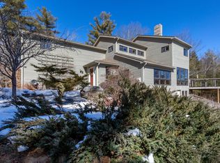 670 Calls Hill Rd, Dresden, ME 04342