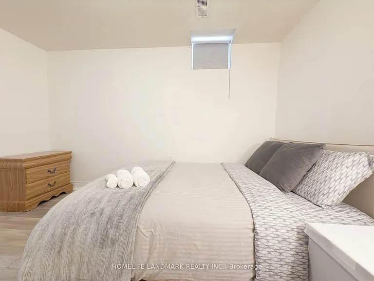 81 United Sq #BASEMENT — Photo 18