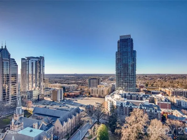 210 Church St Unit 2006, Charlotte, NC 28202