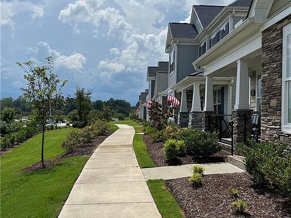 5th image of 108 Creek Ln
