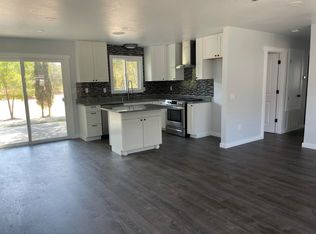 1215 Aloha Ct, Red Bluff, CA 96080