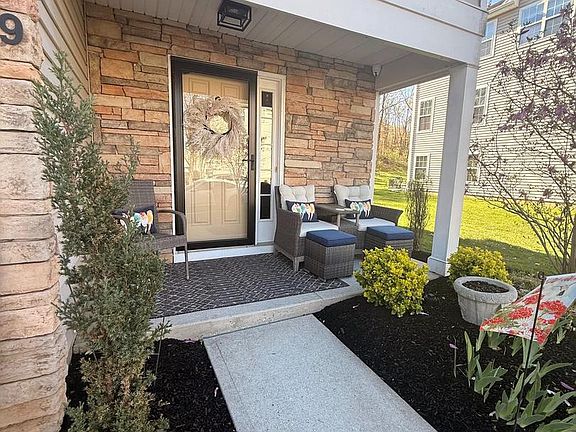 2nd image of 179 Acorn Dr