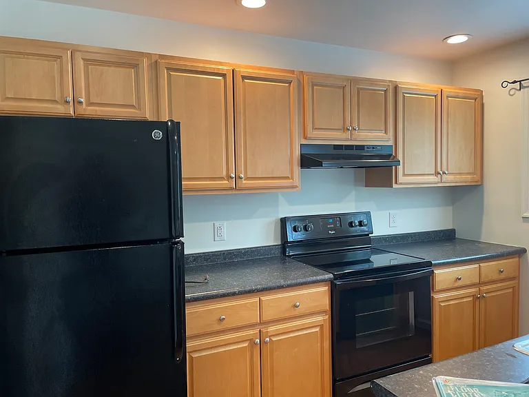 620 Lower St — Photo 10
