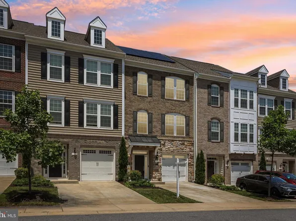 9114 Deer Meadow Ln, Upper Marlboro, MD 20772