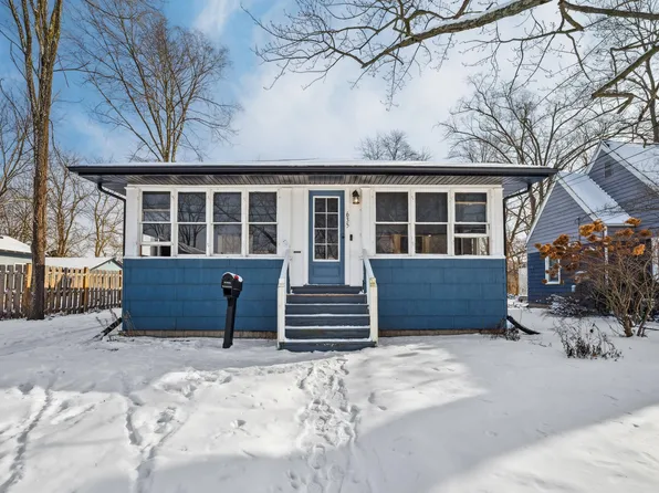 635 N 12th St, Niles, MI 49120