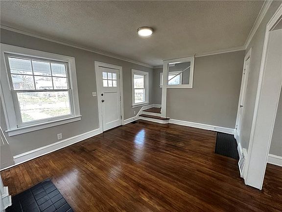 3rd image of 5119 Olive St