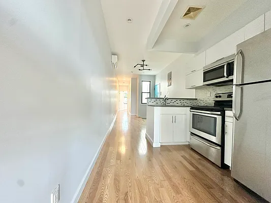 Rented by Doorway NYC, LLC | media 24