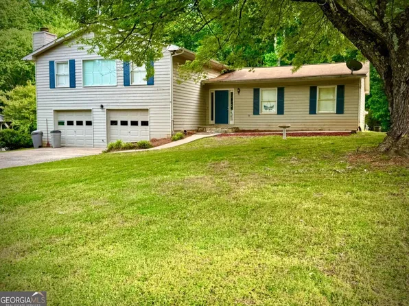 3565 Canon Creek Dr, Cumming, GA 30041