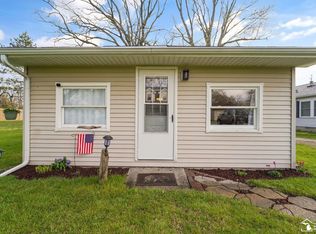 3025 Monrona Dr, Monroe, MI 48162
