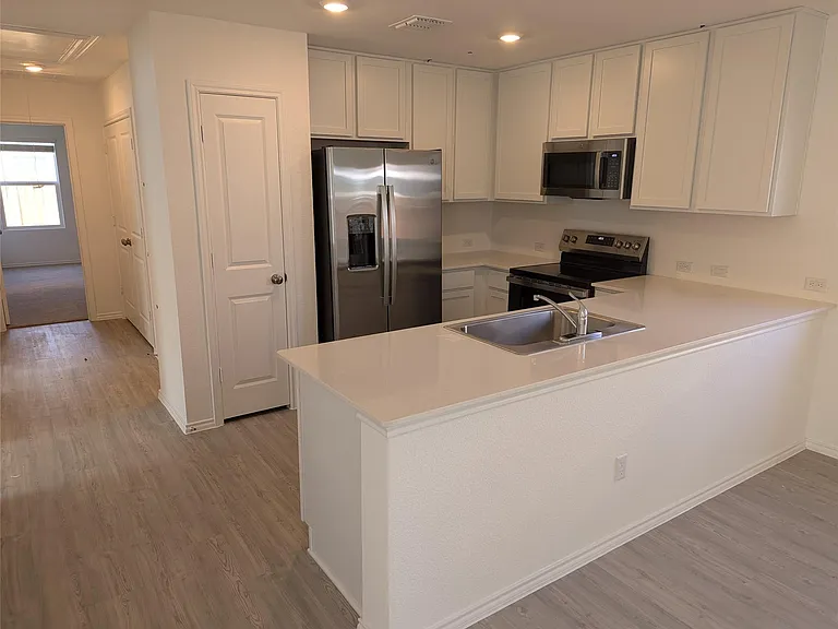 344 Marty Allen Loop — Photo 9