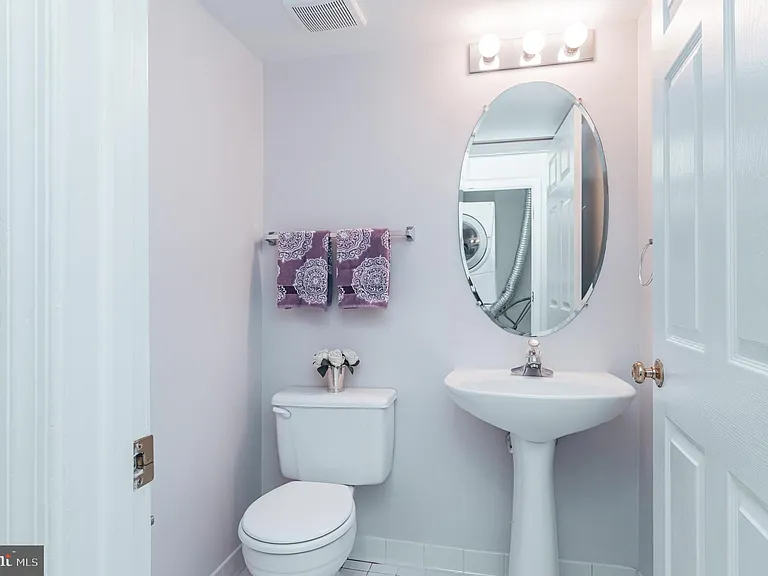 6607 Netties Ln #1601 — Photo 10
