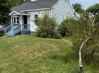 51 Clark St, Eastport, ME 04631