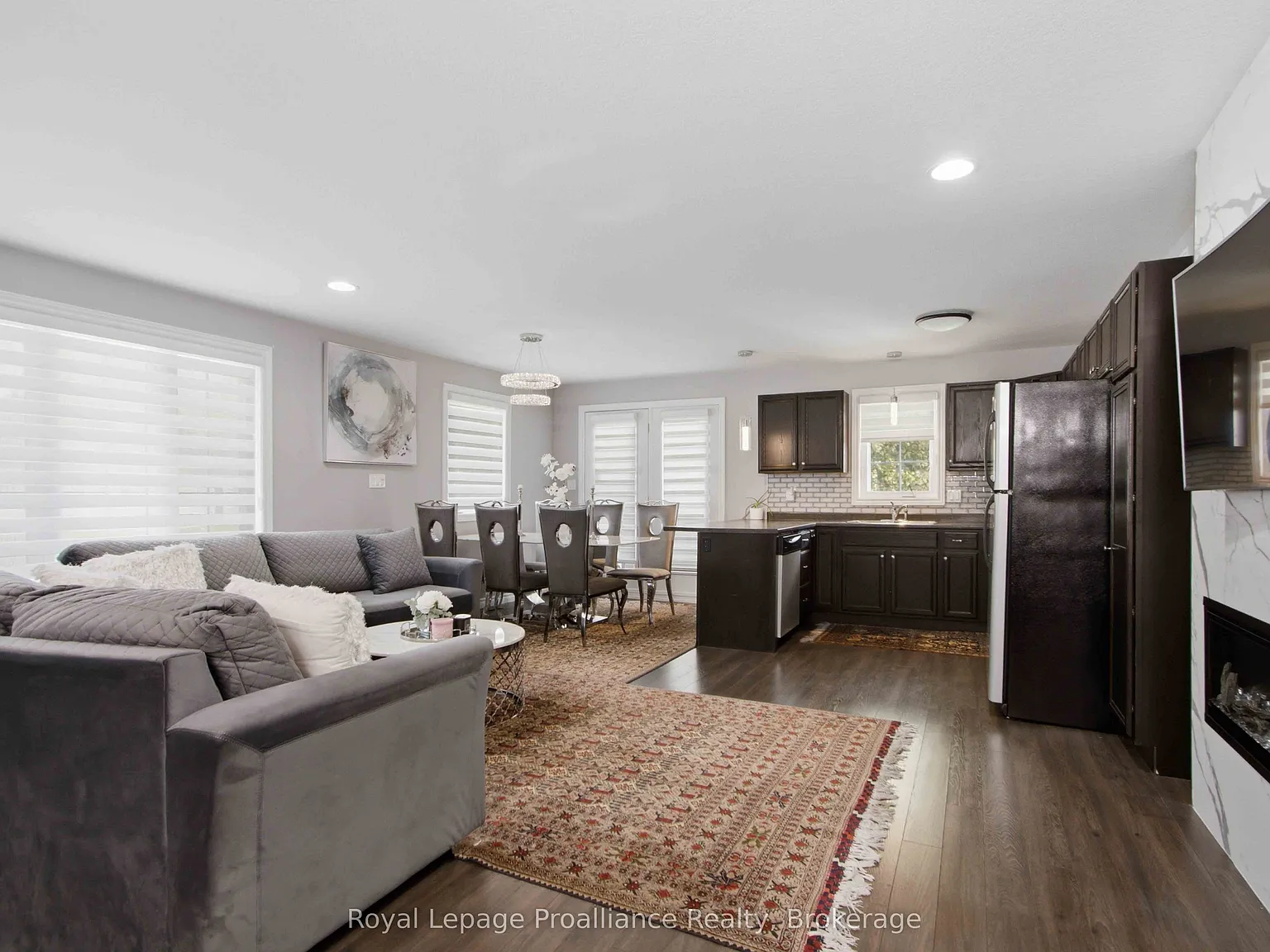 4 bed, $2,650 — Photo 4