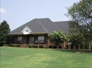 663 Parkland Ave, Inman, SC 29349