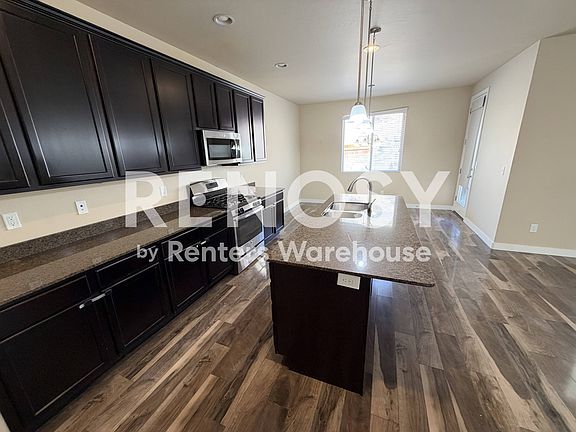 4th image of 2810 W Bear Ridge Way