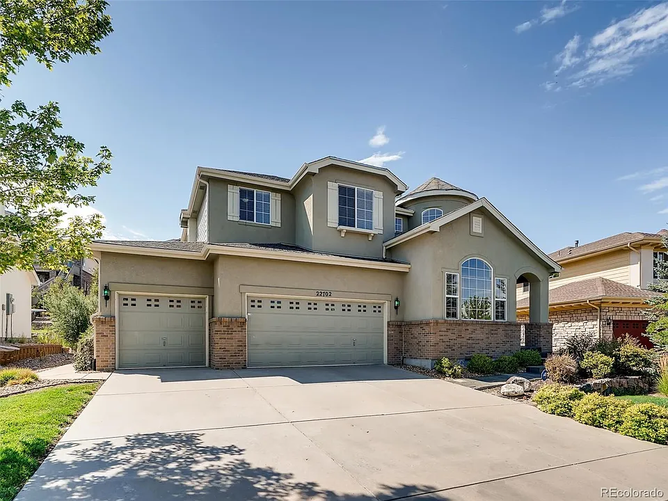 22702 E Fremont Pl