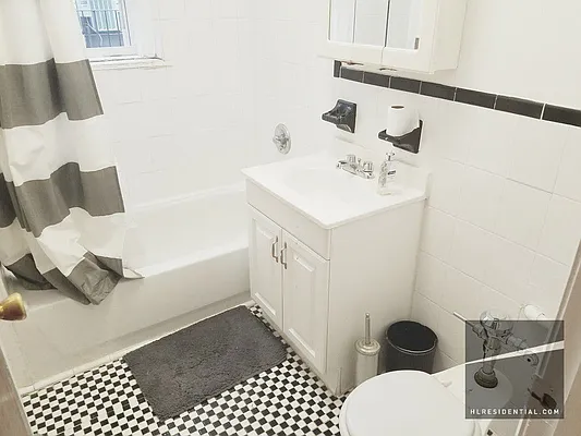Rented by Highline Residential | media 27
