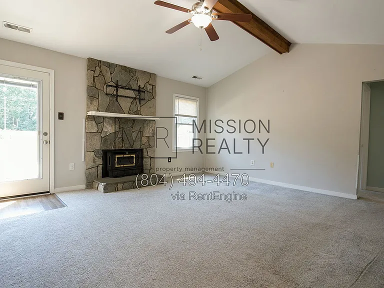 7750 Robinwood Dr — Photo 4