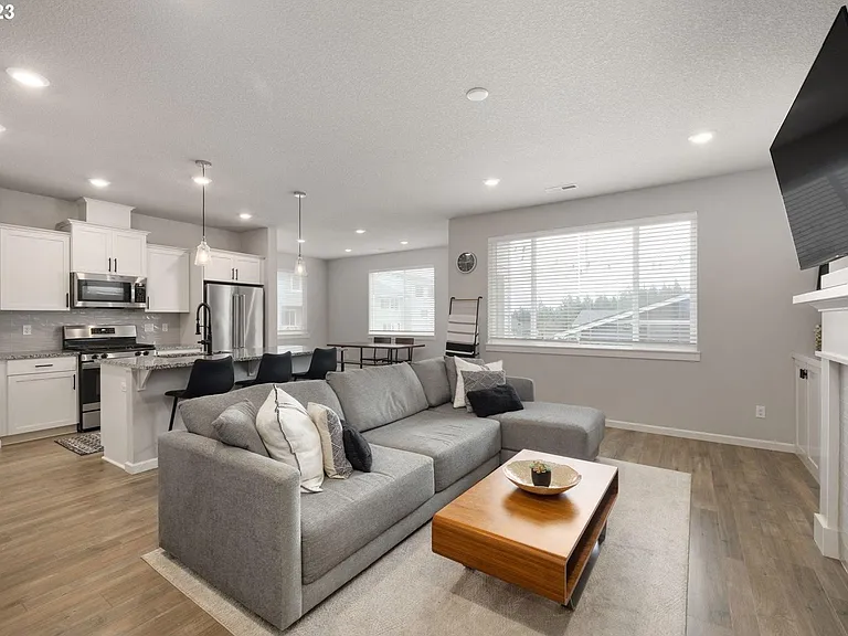 15244 SE Baden Powell Rd — Photo 2