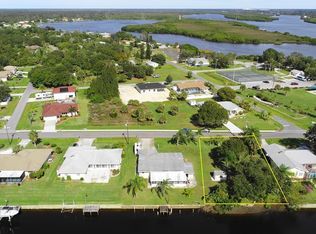 27393 Voyageur Dr, Punta Gorda, FL 33983