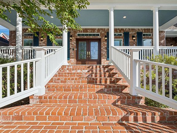 4th image of 5 Gentry Ln