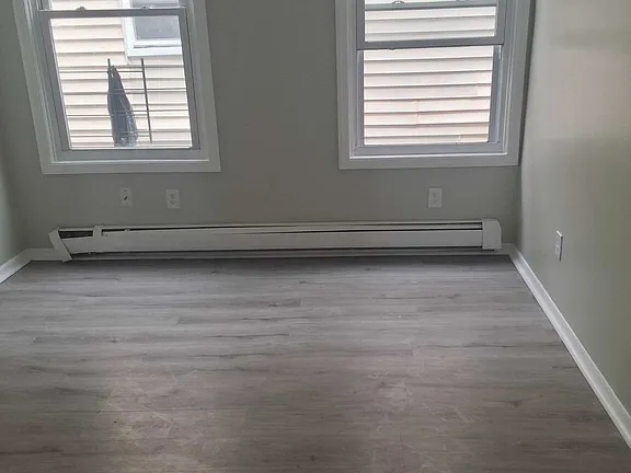 666 Grove St #2L — photo 2 of 7