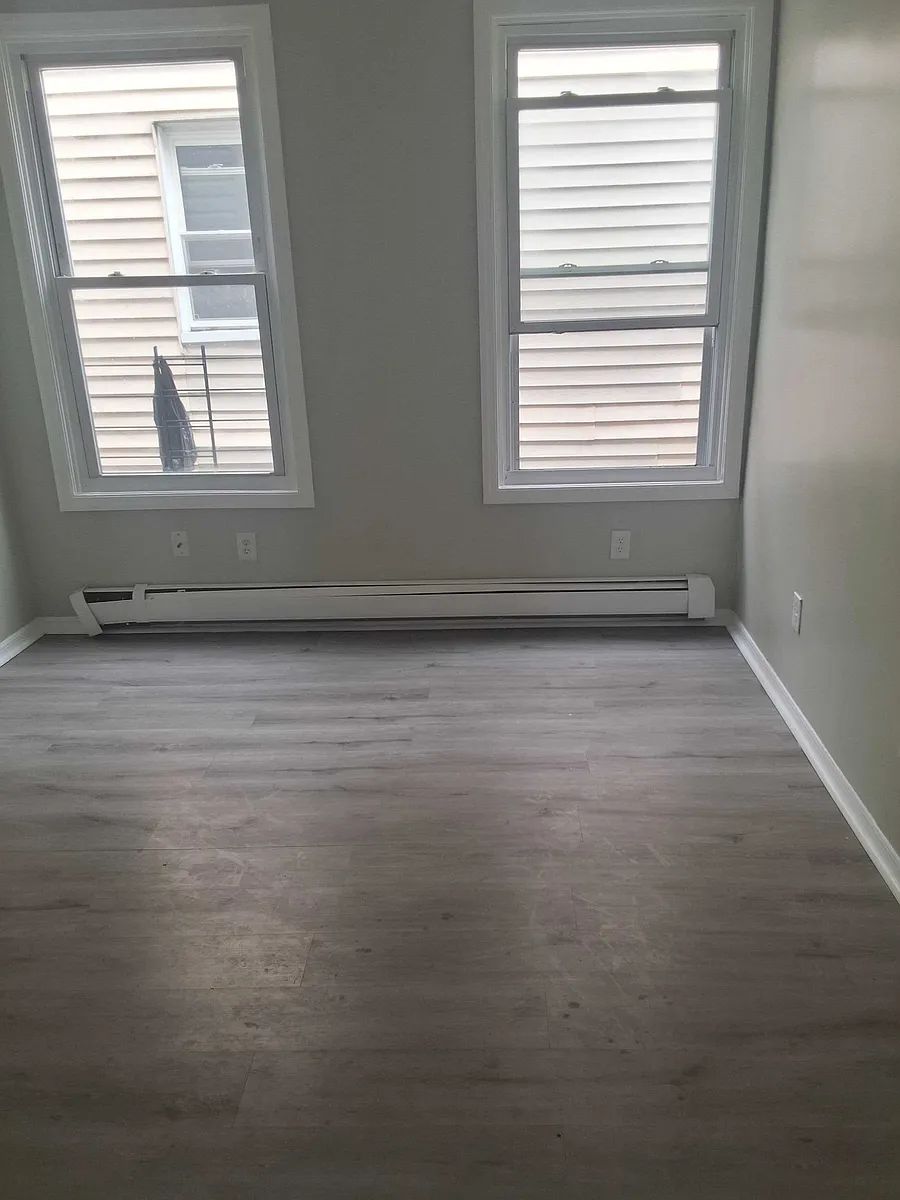 Building Photo - 666 Grove St #2L