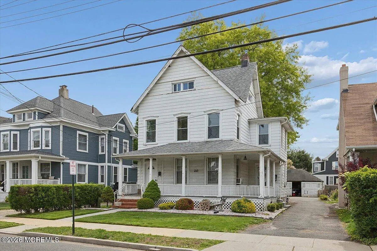 Building Photo - 20 Hudson St #B