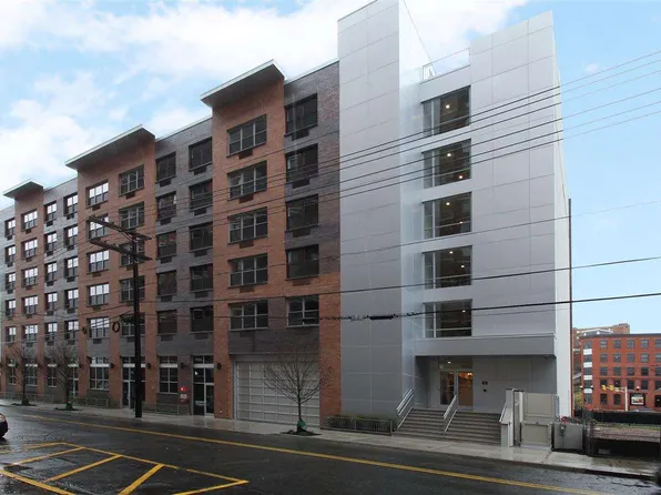 100 Marshall Street 207 image 9 of 9