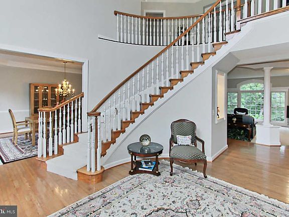 2nd image of 21020 Glendower Ct