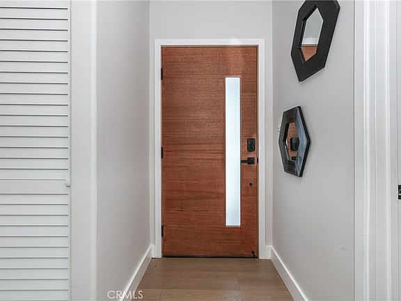 3rd image of 6853 Willis Ave
