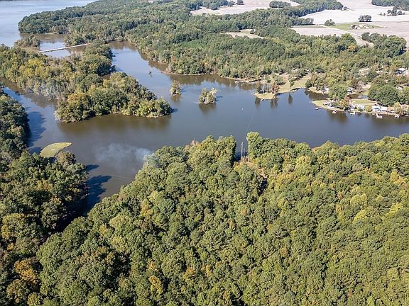 3rd image of 525 County Road 616