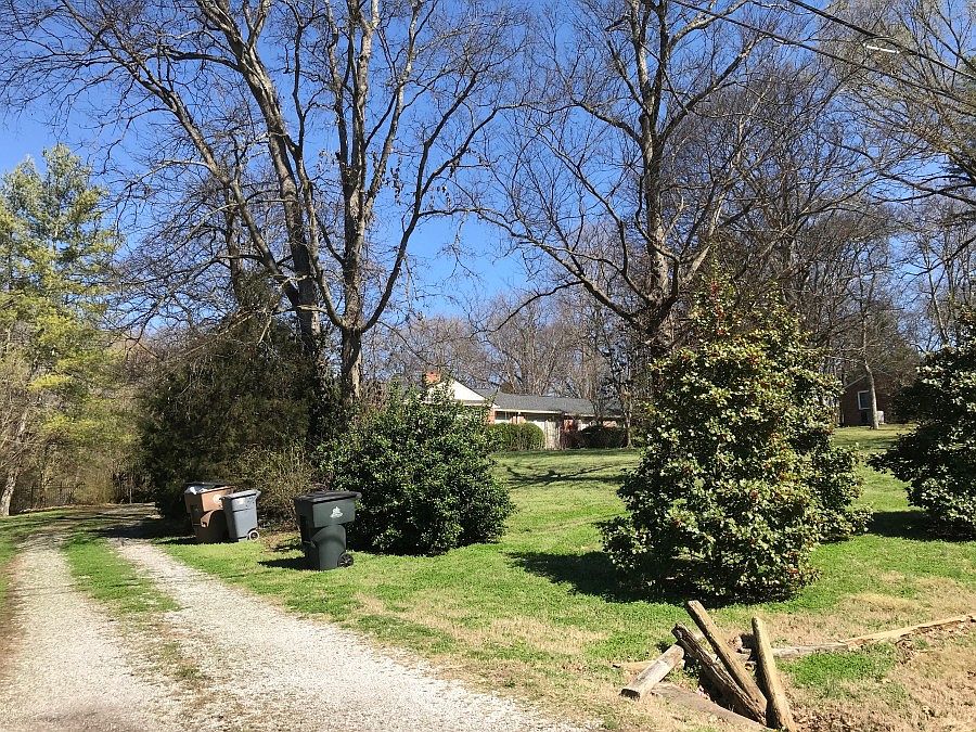 2nd image of 514 Davidson Rd