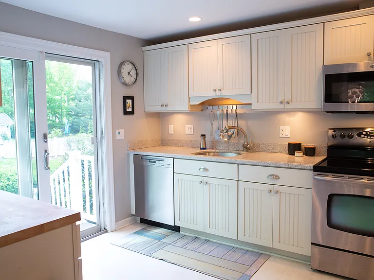 2 Anchor Ln — Photo 15
