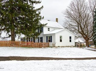 1538 144th Ave, Dorr, MI 49323