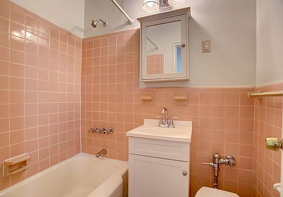3rd image of 44 W 72nd St APT 2D