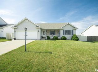 2320 W Molly Ln, Dunlap, IL 61525