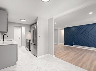 96 Main St APT D5, Foxboro, MA 02035