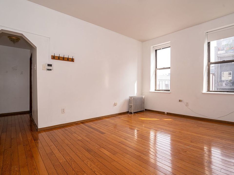1st image of 59 Ten Eyck St #L3