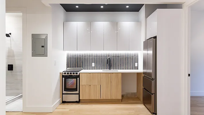 Rented by Nooklyn NYC LLC | media 48