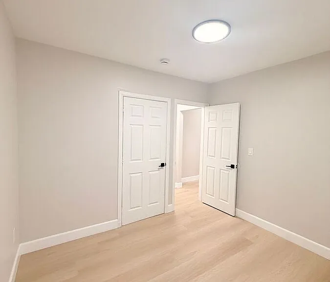 1005 N Berendo St #1 — Photo 14