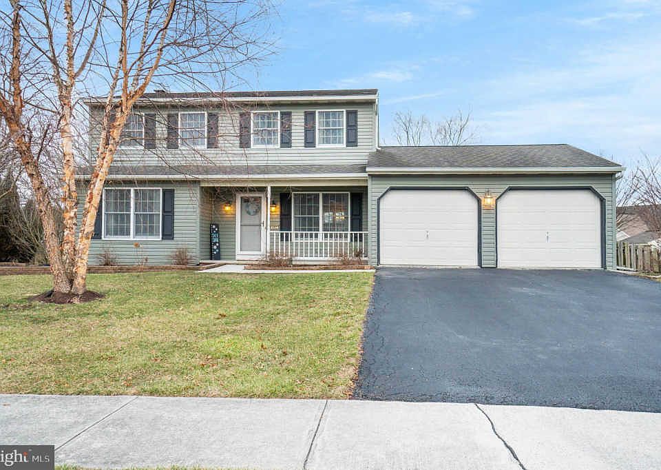 1st image of 402 Clemens Dr