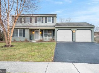 402 Clemens Dr, Dillsburg, PA 17019