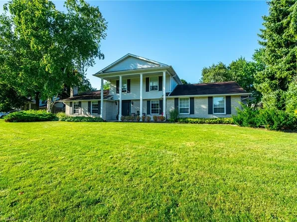 1 Acredale Dr, Hamilton, ON L0R 1H2