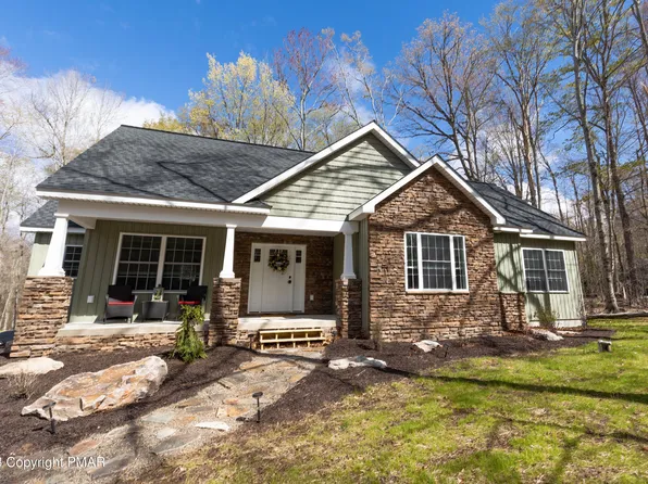 119 Tenicum Trl, Pocono Lake, PA 18347