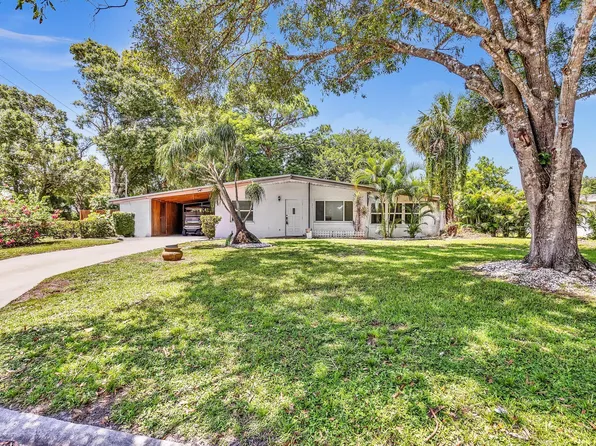 3041 Pioneer Circle, Fort Pierce, FL 34982