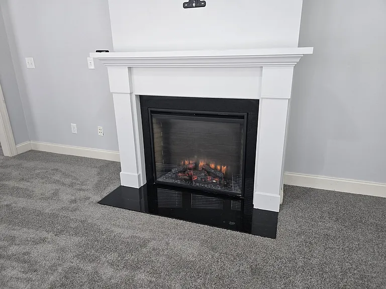 8809 Crenshaw Dr — Photo 24