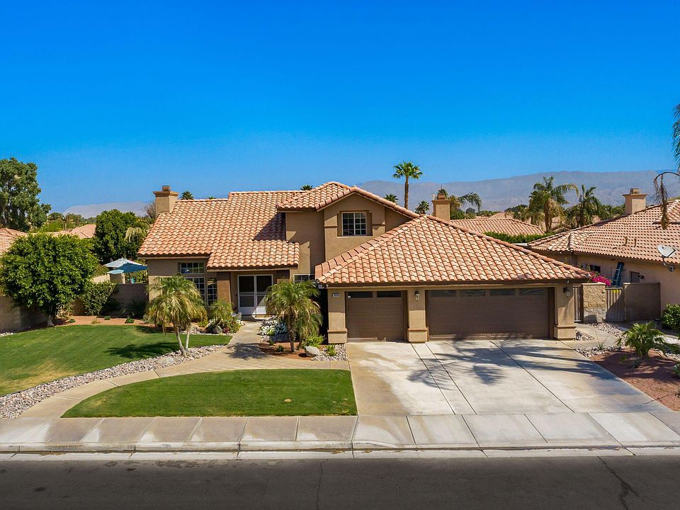 1st image of 78680 Naples Dr