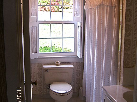 one of the full bathrooms